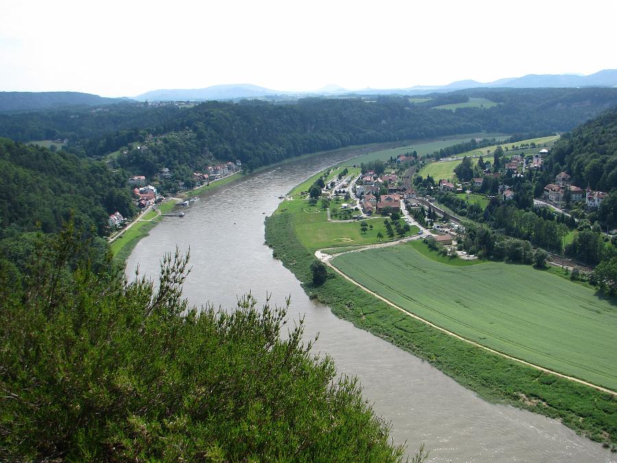 Juni 2010 178.jpg - Rathen vom Wartturm aus.